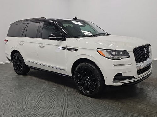 2022 Lincoln Navigator Black Label