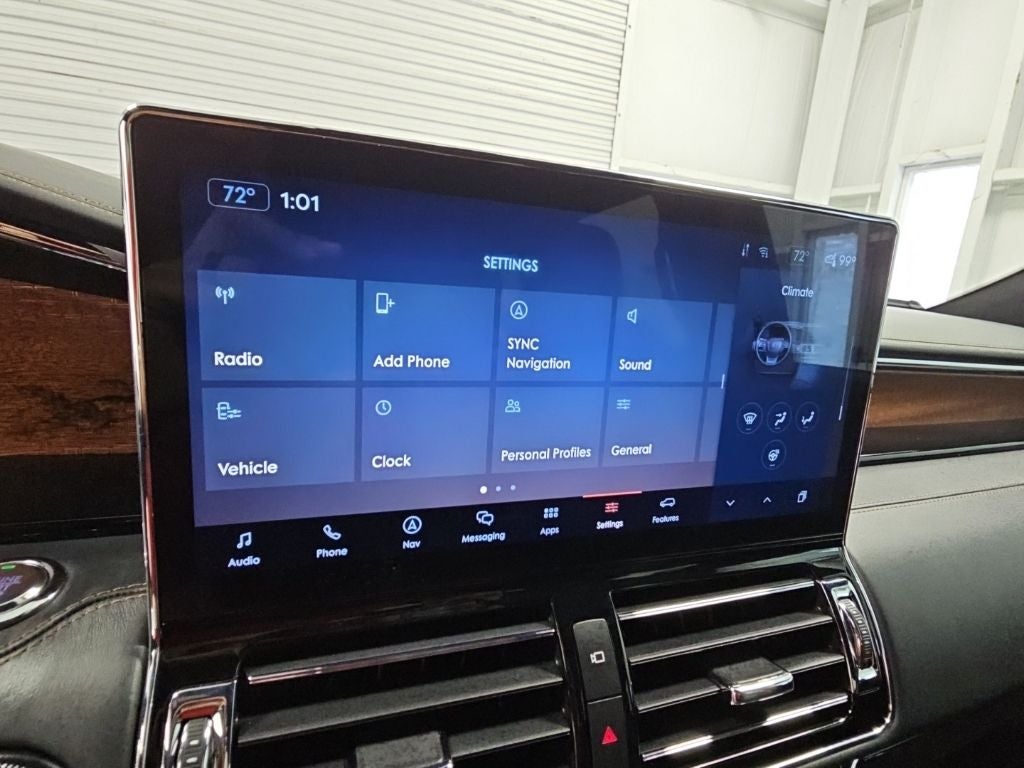 2022 Lincoln Navigator Black Label