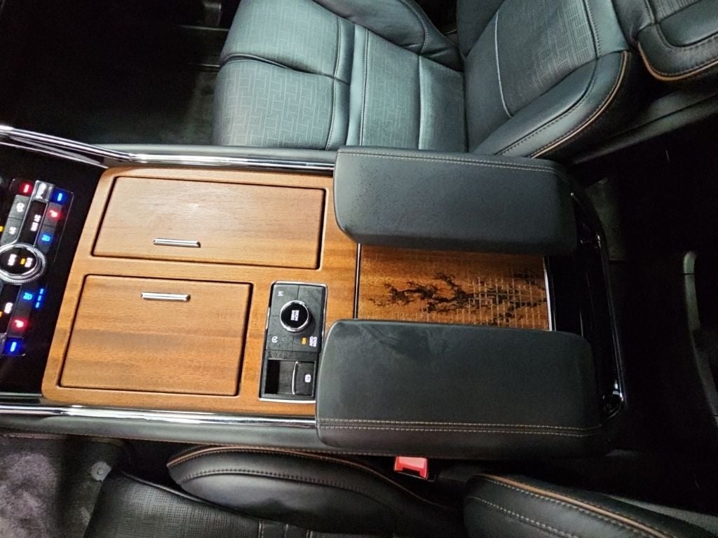 2022 Lincoln Navigator Black Label