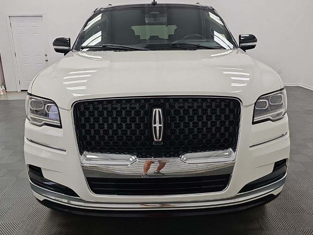2022 Lincoln Navigator Black Label