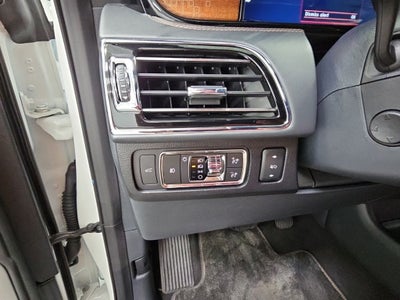 2022 Lincoln Navigator Black Label