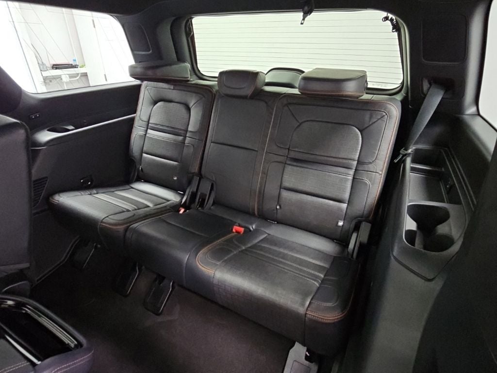 2022 Lincoln Navigator Black Label