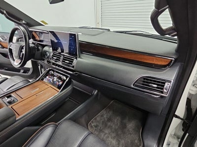 2022 Lincoln Navigator Black Label
