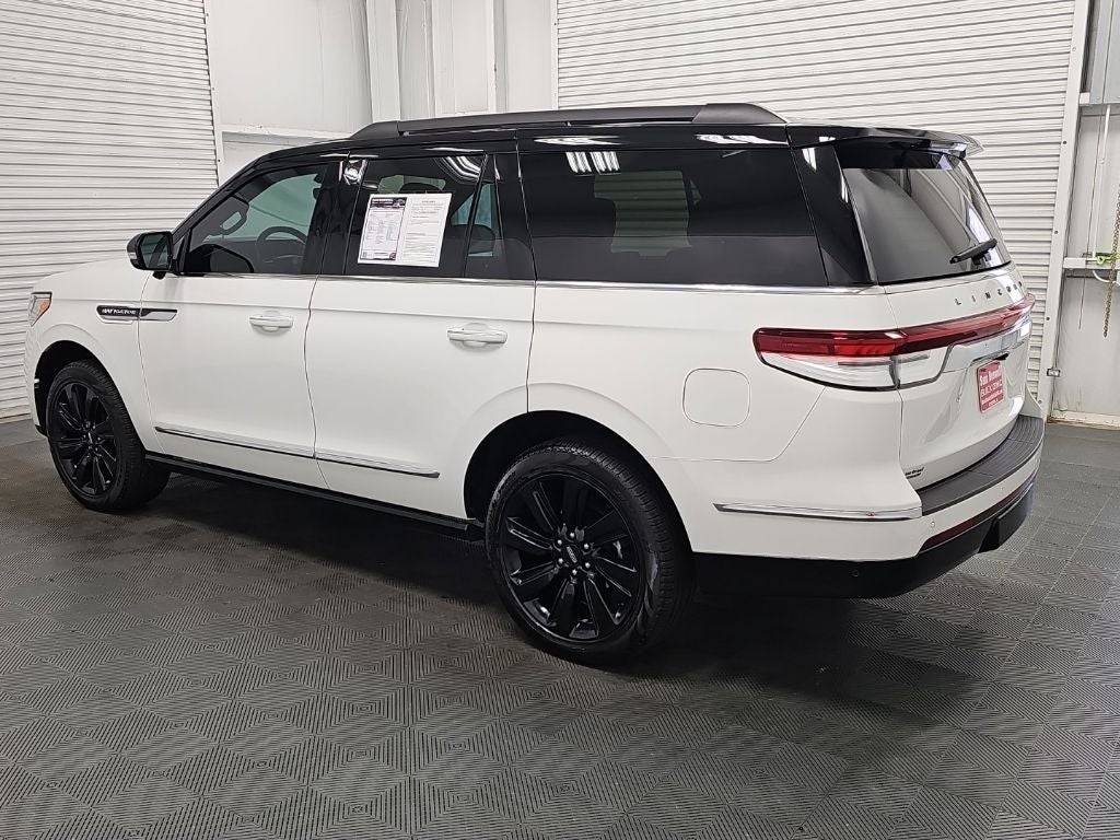 2022 Lincoln Navigator Black Label