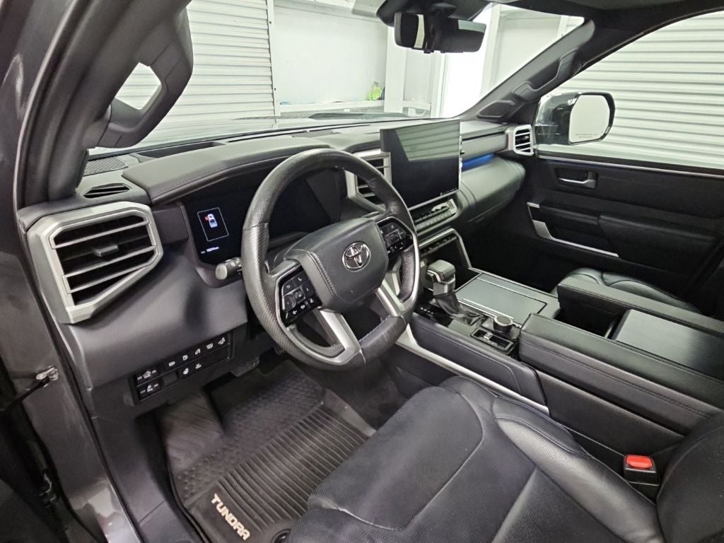 2023 Toyota Tundra Hybrid Platinum