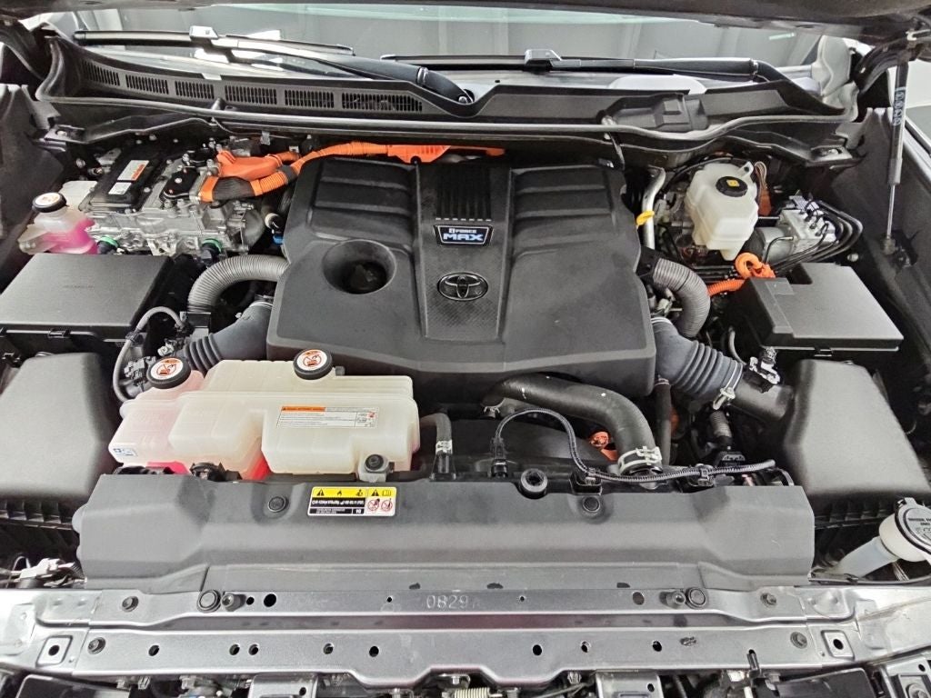 2023 Toyota Tundra Hybrid Platinum