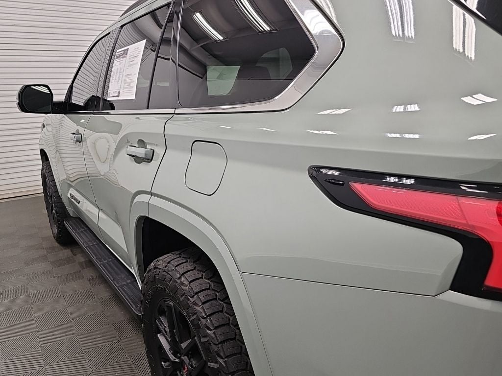 2023 Toyota Sequoia SR5