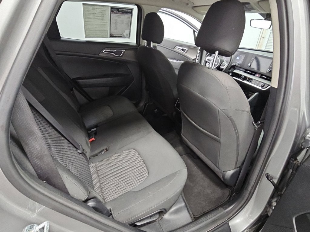 2023 Kia Sportage LX